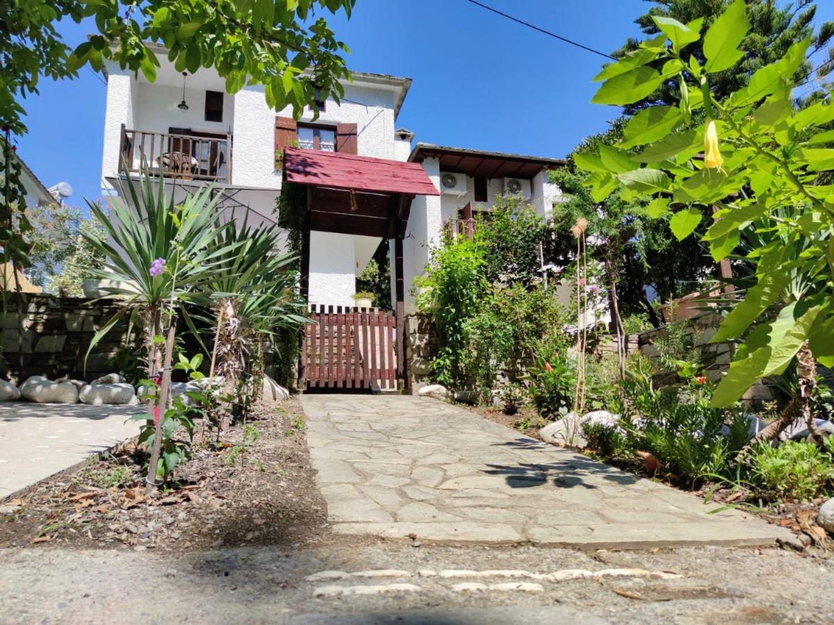 Flower House Χορευτό Εξωτερικό φωτογραφία